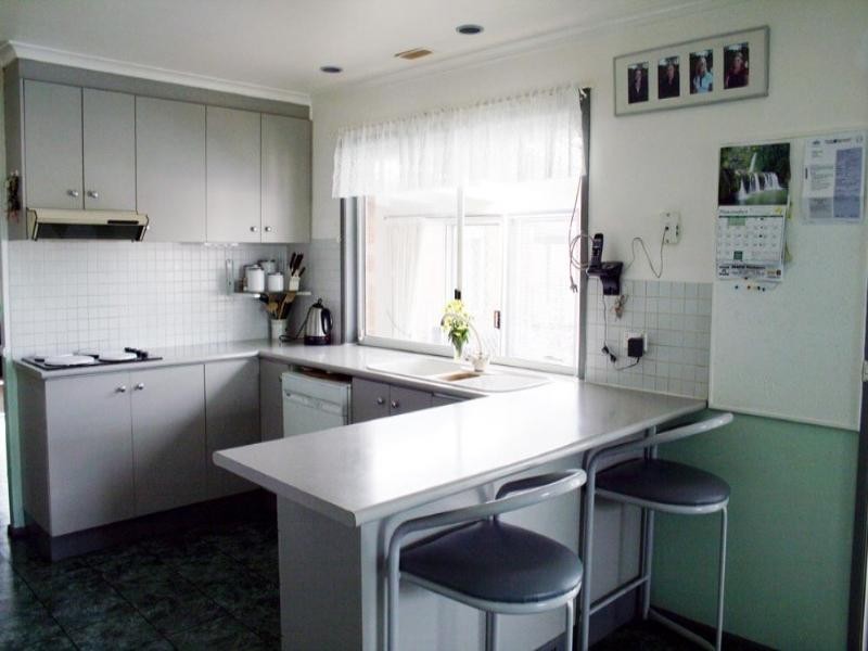 17 Throsby Close, Queanbeyan NSW 2620