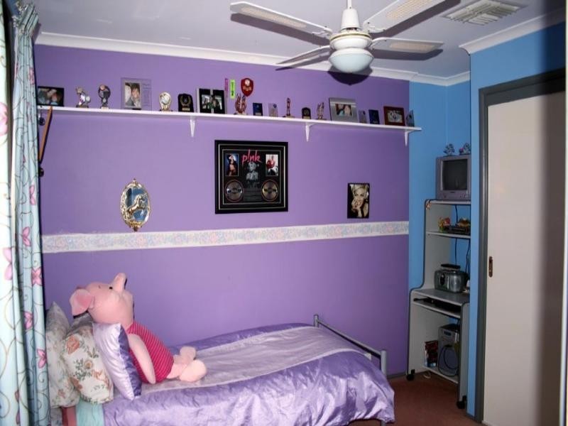 17 Throsby Close, Queanbeyan NSW 2620