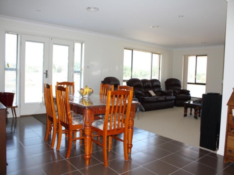 1 Donoghoe Place, Bungendore NSW 2621