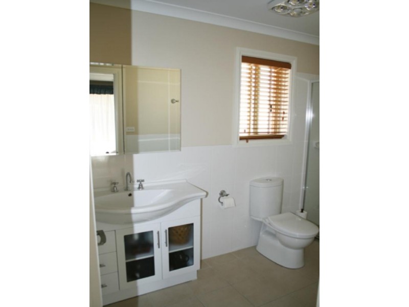 13 Westwood Circuit, Bungendore NSW 2621