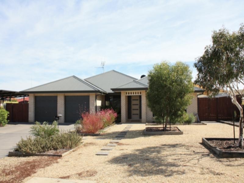 7 Hyland Drive, Bungendore NSW 2621