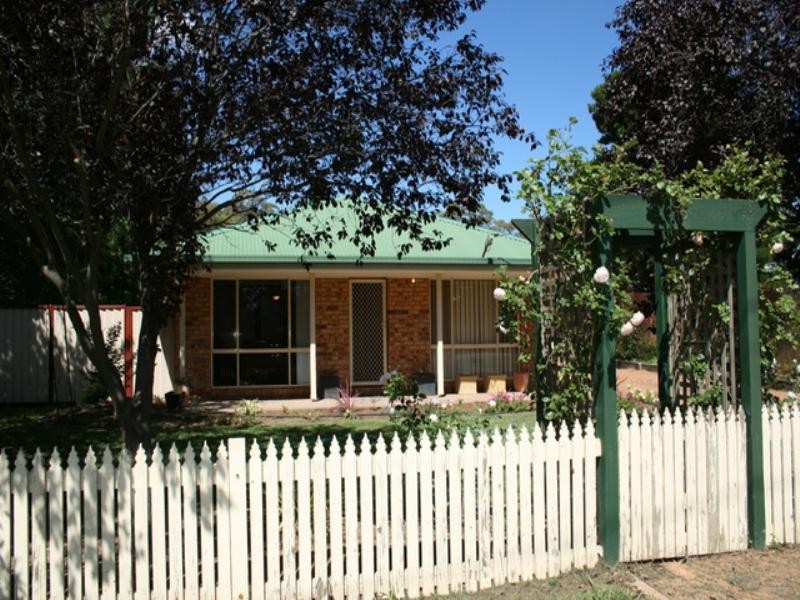 43 Bywong Street, Sutton NSW 2620