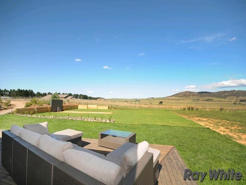 40 Hyland Drive, Bungendore NSW 2621