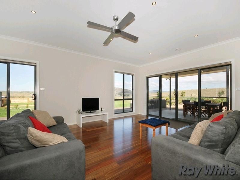 40 Hyland Drive, Bungendore NSW 2621