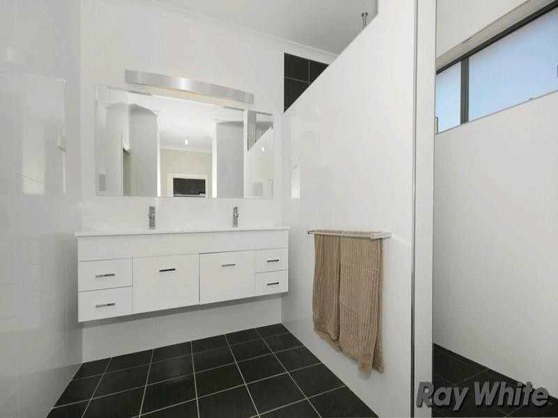 40 Hyland Drive, Bungendore NSW 2621