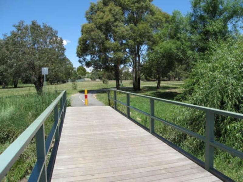 16 Larmer Street, Bungendore NSW 2621