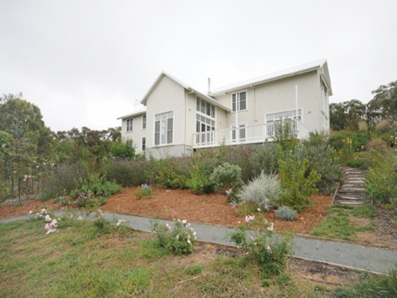 107 Bingley Way, Wamboin NSW 2620