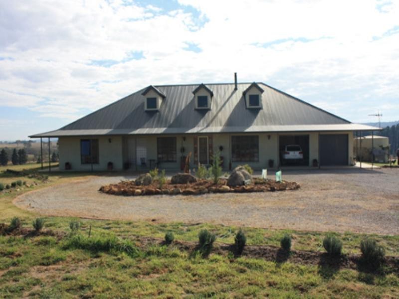 77 Aberfeldy Lane, Bungendore NSW 2621