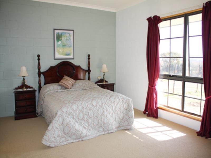 77 Aberfeldy Lane, Bungendore NSW 2621