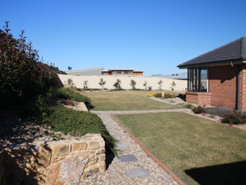 18 Eyre Street, Bungendore NSW 2621