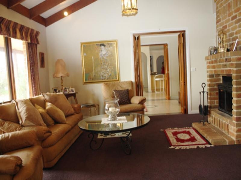 220 Bingley Way, Wamboin NSW 2620