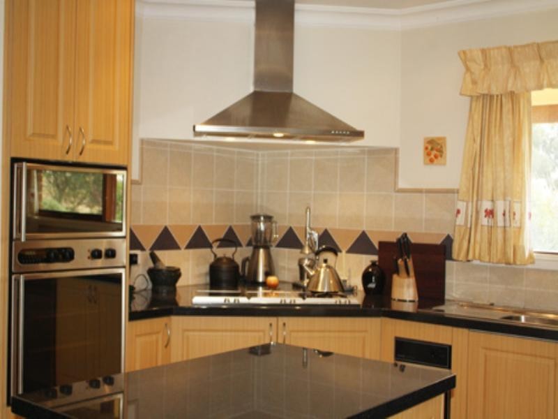 220 Bingley Way, Wamboin NSW 2620