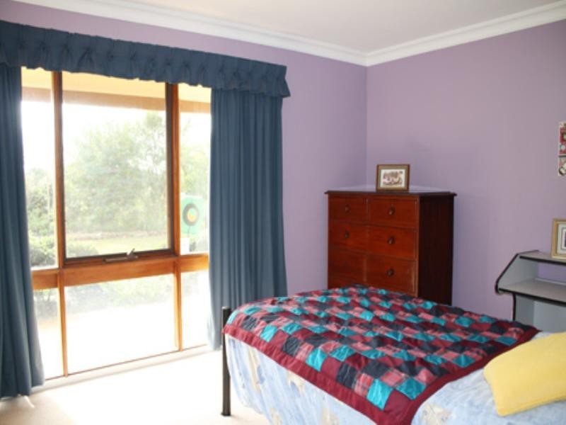 220 Bingley Way, Wamboin NSW 2620