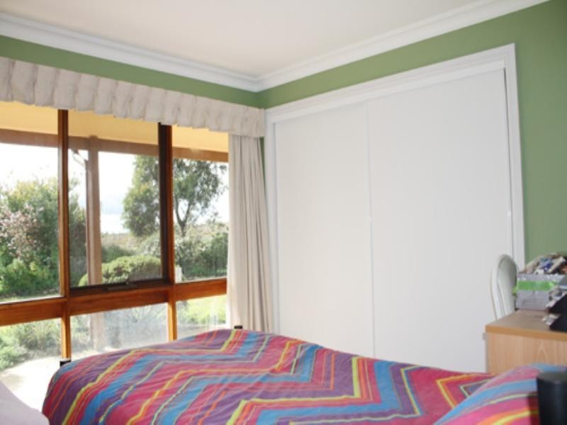 220 Bingley Way, Wamboin NSW 2620