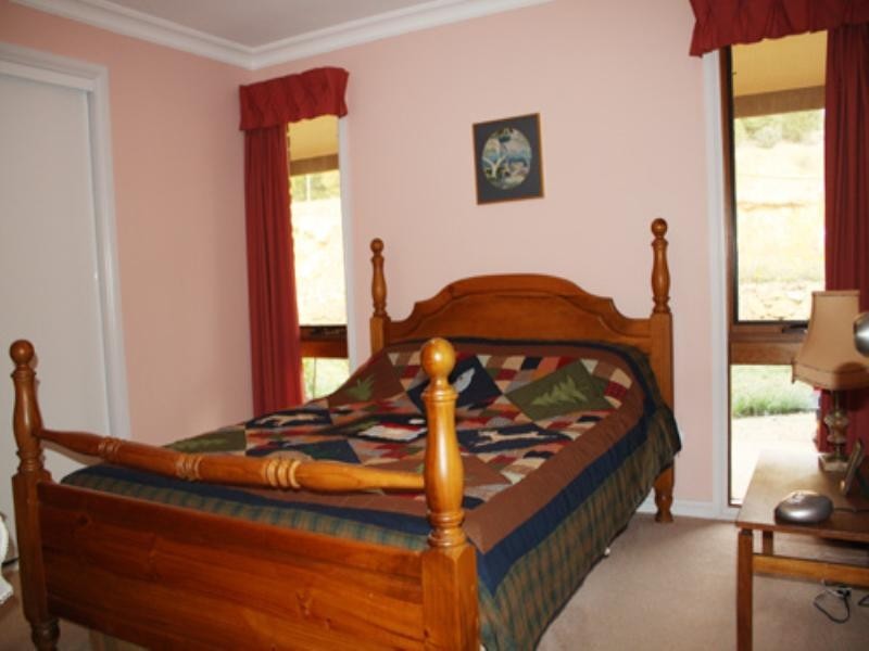 220 Bingley Way, Wamboin NSW 2620