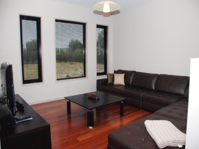 17 John Dwyer Crescent, Bungendore NSW 2621
