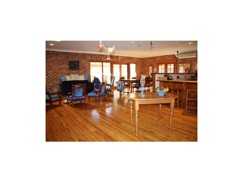 30 Taylor Place, Queanbeyan NSW 2620