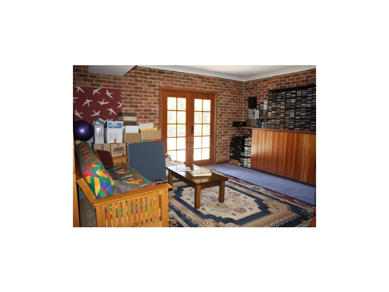 30 Taylor Place, Queanbeyan NSW 2620