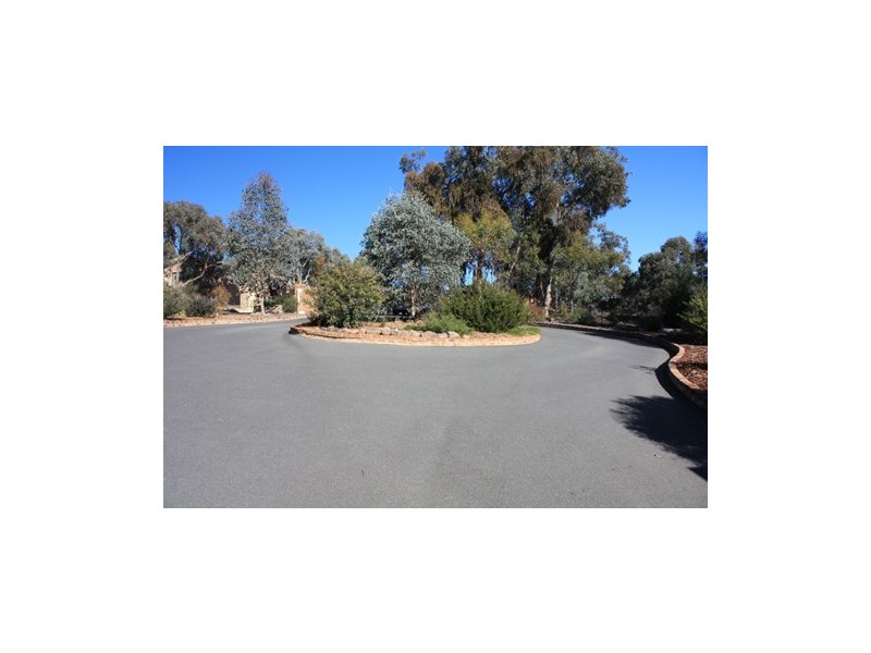 30 Taylor Place, Queanbeyan NSW 2620