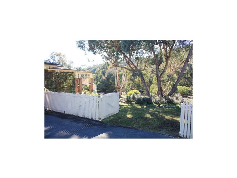 30 Taylor Place, Queanbeyan NSW 2620