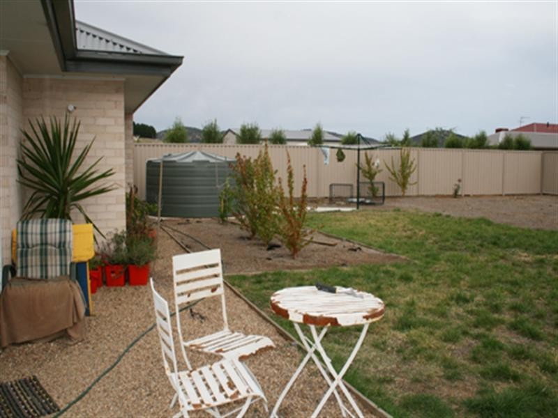 4 Westwood Circuit, Bungendore NSW 2621