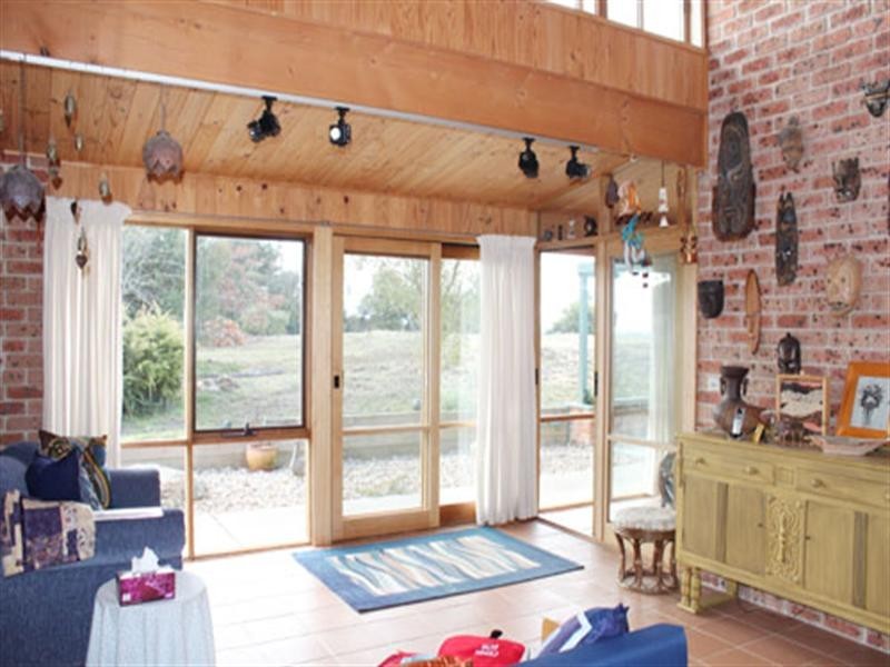 64 Majors Close, Wamboin NSW 2620