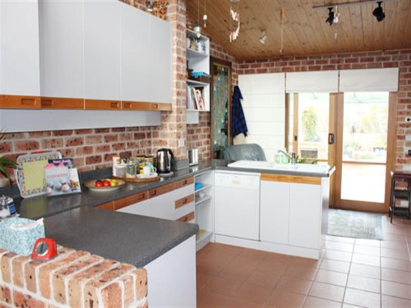 64 Majors Close, Wamboin NSW 2620