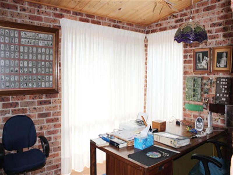 64 Majors Close, Wamboin NSW 2620