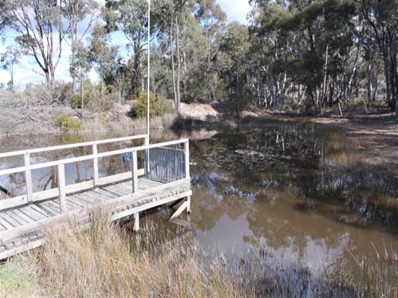 64 Majors Close, Wamboin NSW 2620