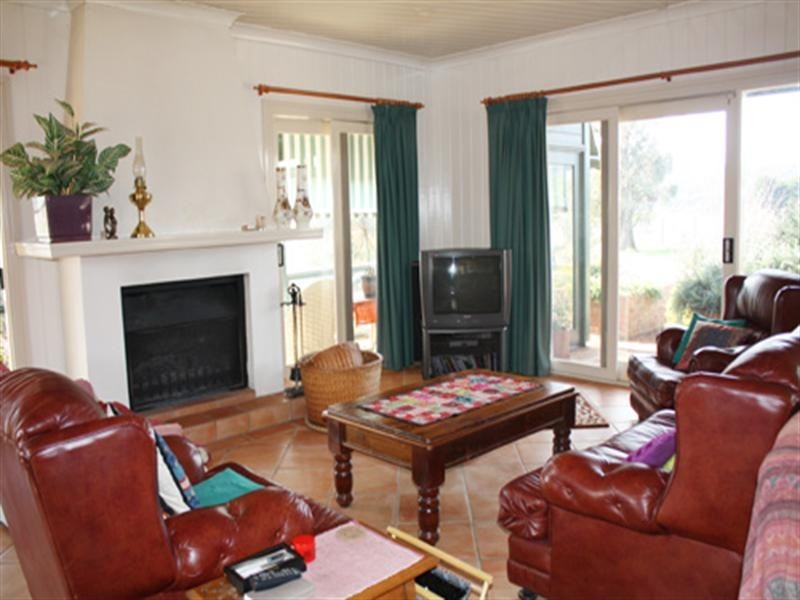 44 Summerhill Road, Bywong NSW 2621