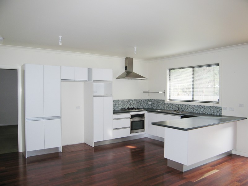 8 Rutledge Street, Bungendore NSW 2621