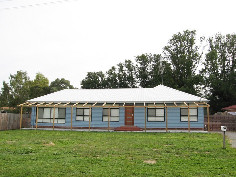 8 Rutledge Street, Bungendore NSW 2621