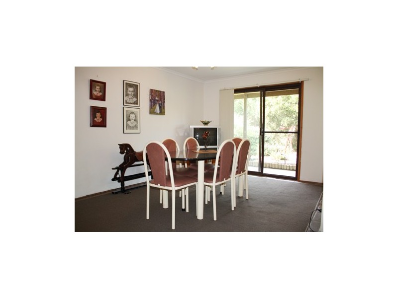 12 Majors Close, Wamboin NSW 2620