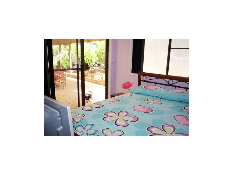 12 Majors Close, Wamboin NSW 2620