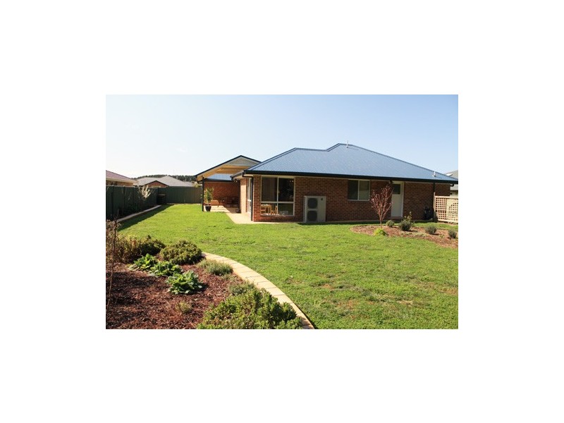 22 Day Circuit, Bungendore NSW 2621