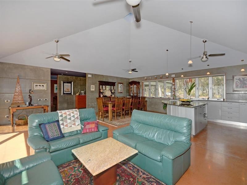 240 The Forest Road, Bywong NSW 2621