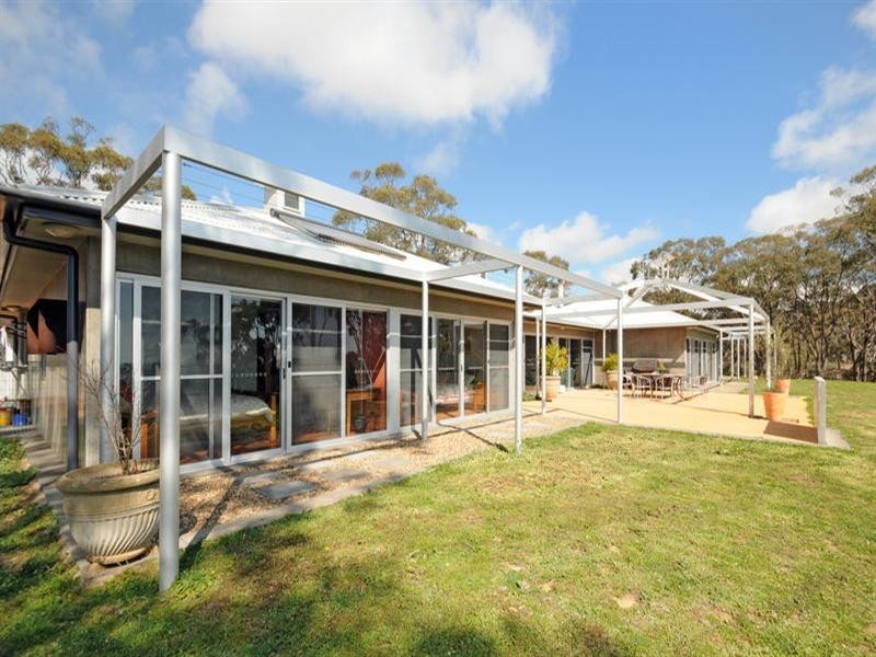 240 The Forest Road, Bywong NSW 2621