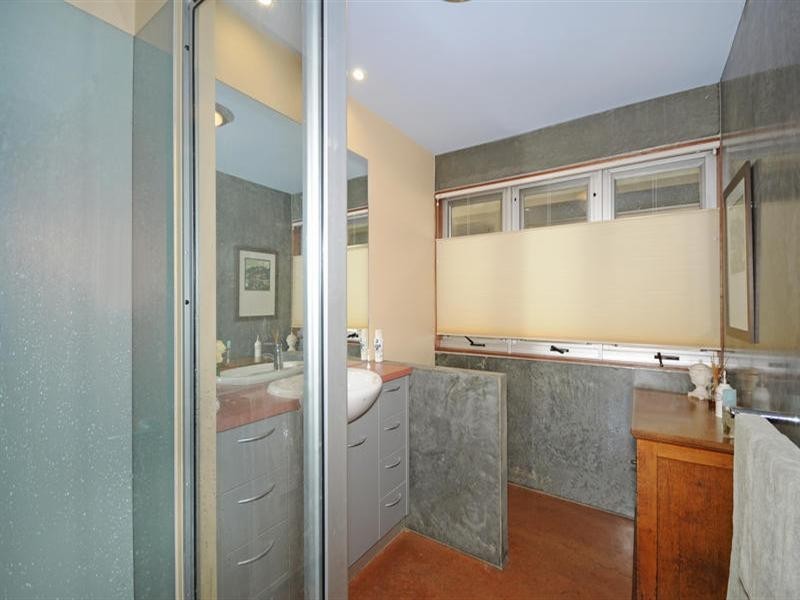 240 The Forest Road, Bywong NSW 2621