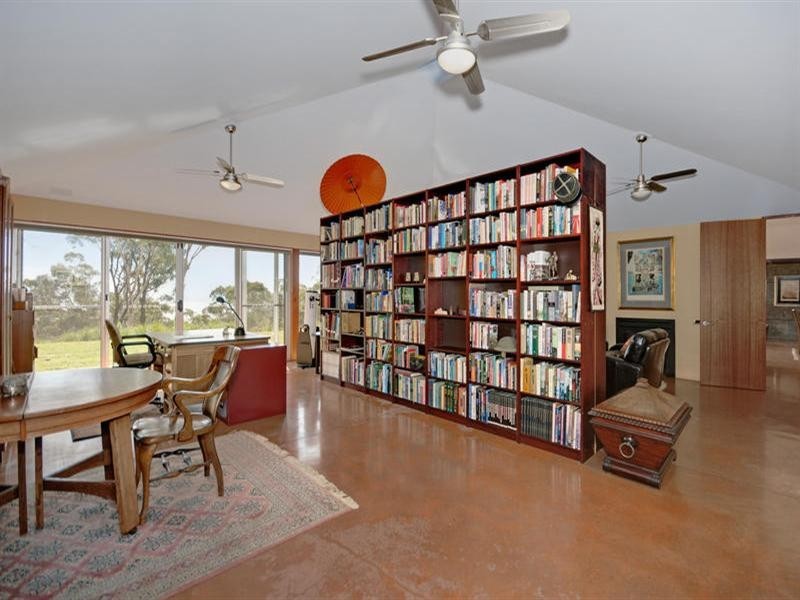 240 The Forest Road, Bywong NSW 2621