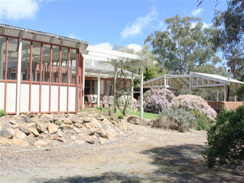 21 Reedy Creek Place, Wamboin NSW 2620