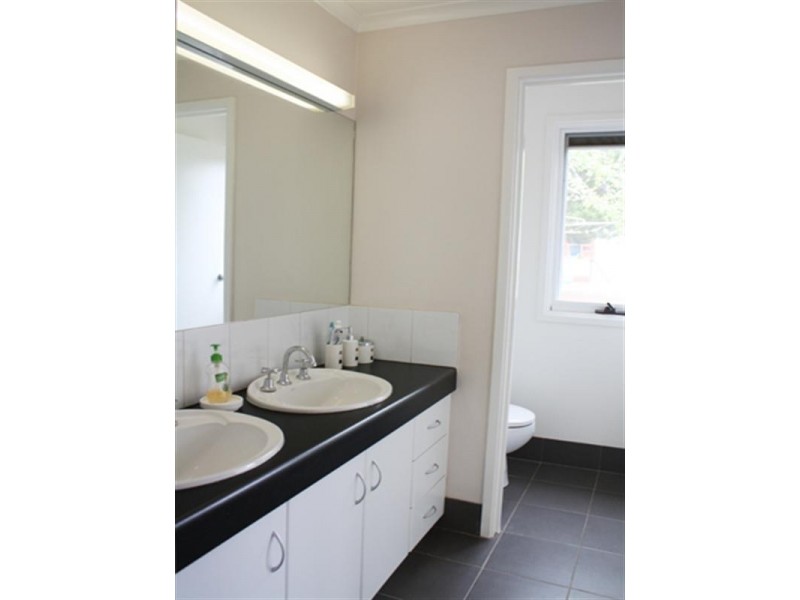 21 Reedy Creek Place, Wamboin NSW 2620