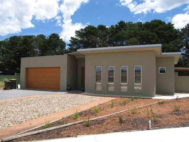 18 Day Circuit, Bungendore NSW 2621