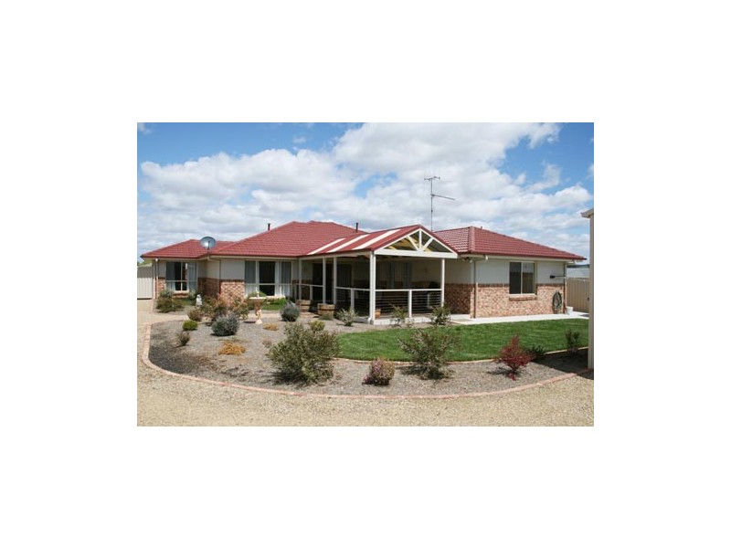 8 Shanahan Street, Bungendore NSW 2621