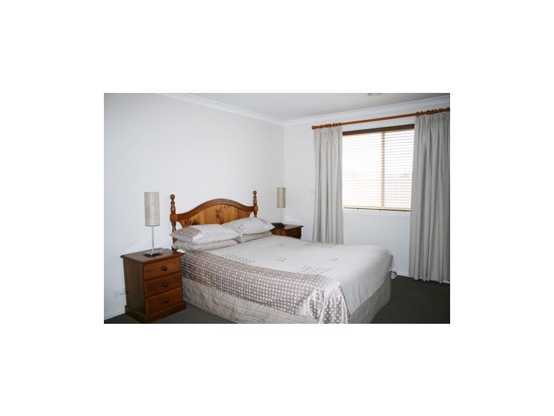 8 Shanahan Street, Bungendore NSW 2621
