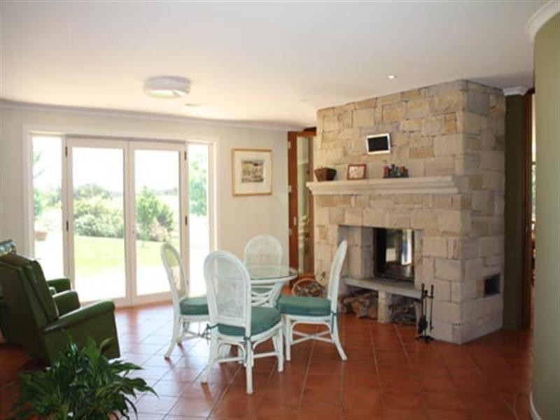 83 Neils Creek Road, Bungendore NSW 2621