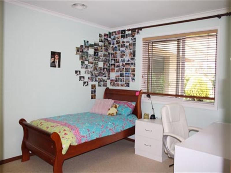 83 Neils Creek Road, Bungendore NSW 2621