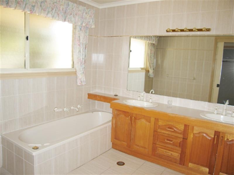 151 Molonglo River Drive, Carwoola NSW 2620