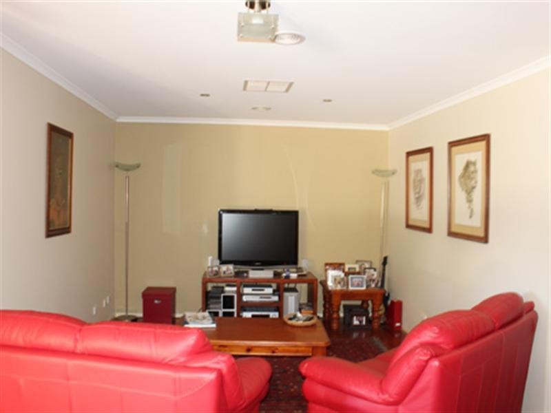 1 Larmer Street, Bungendore NSW 2621