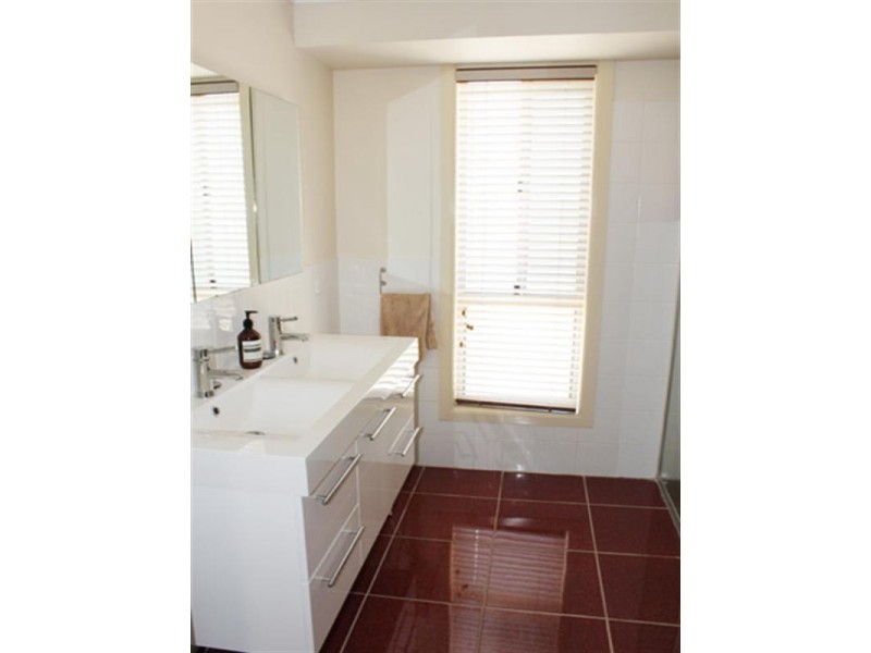 1 Larmer Street, Bungendore NSW 2621