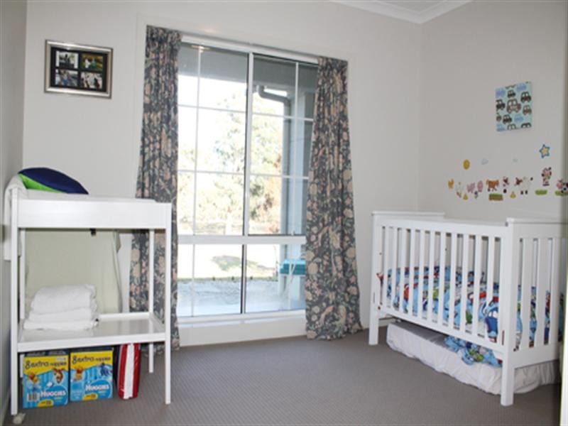 25 Hideaway Place, Bywong NSW 2621